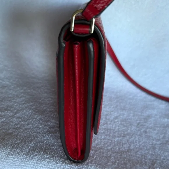 Kate Spade Harlow Wallet On A String Red Pebbled Leather Crossbody NWOT - Picture 2 of 9